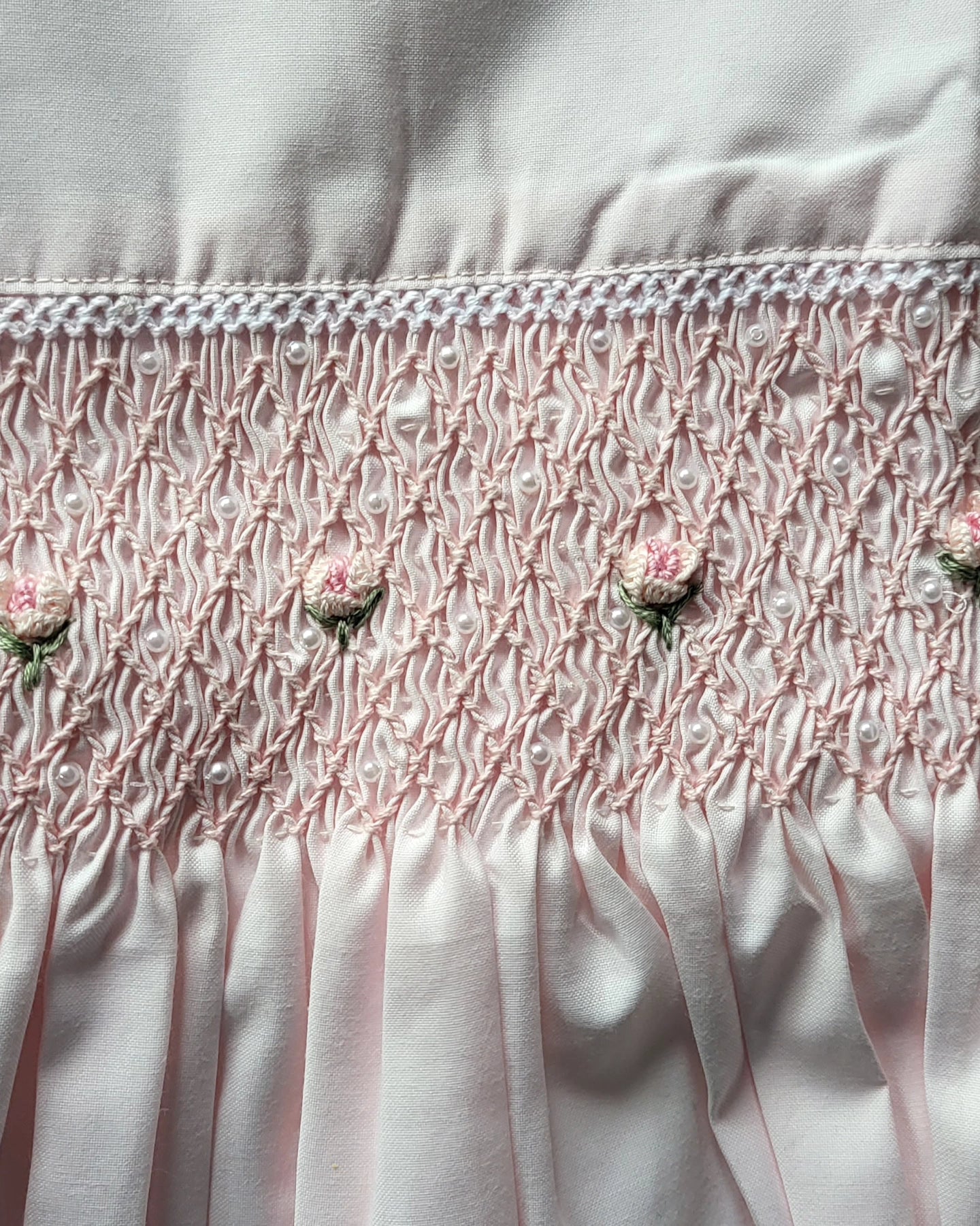 Long sleeves baby pink smocked dress